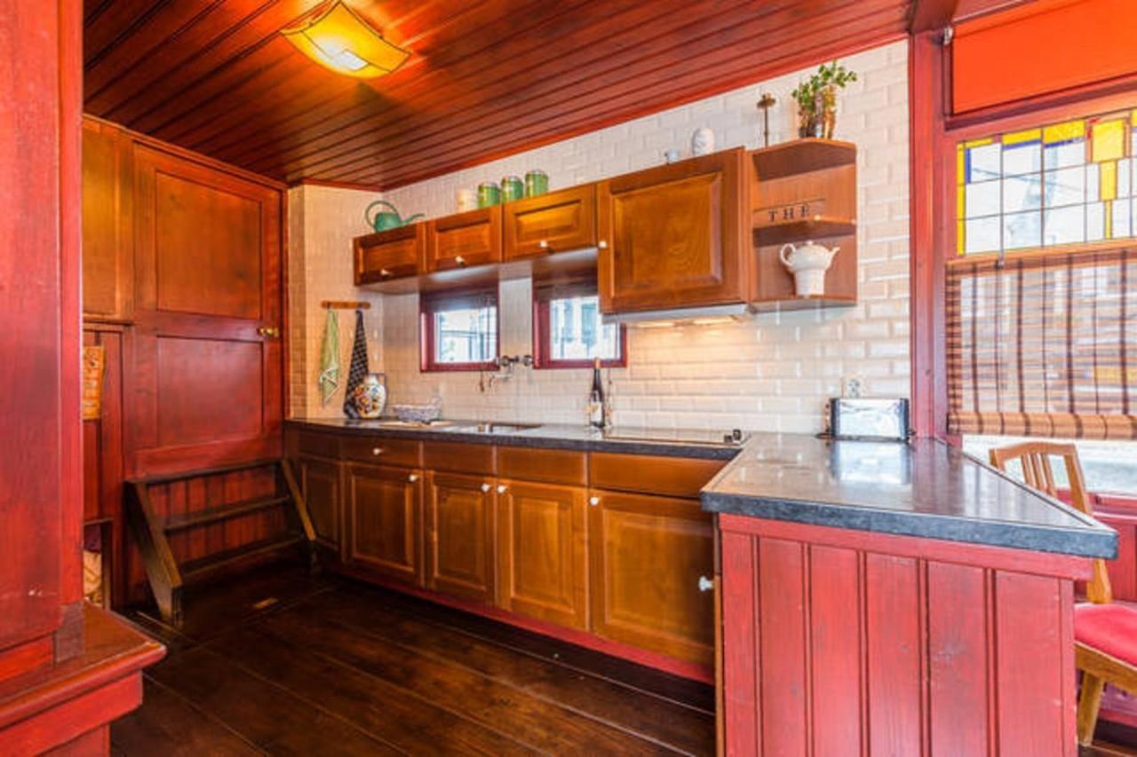 Houseboat Amstel River Studio Амстердам Номер фото
